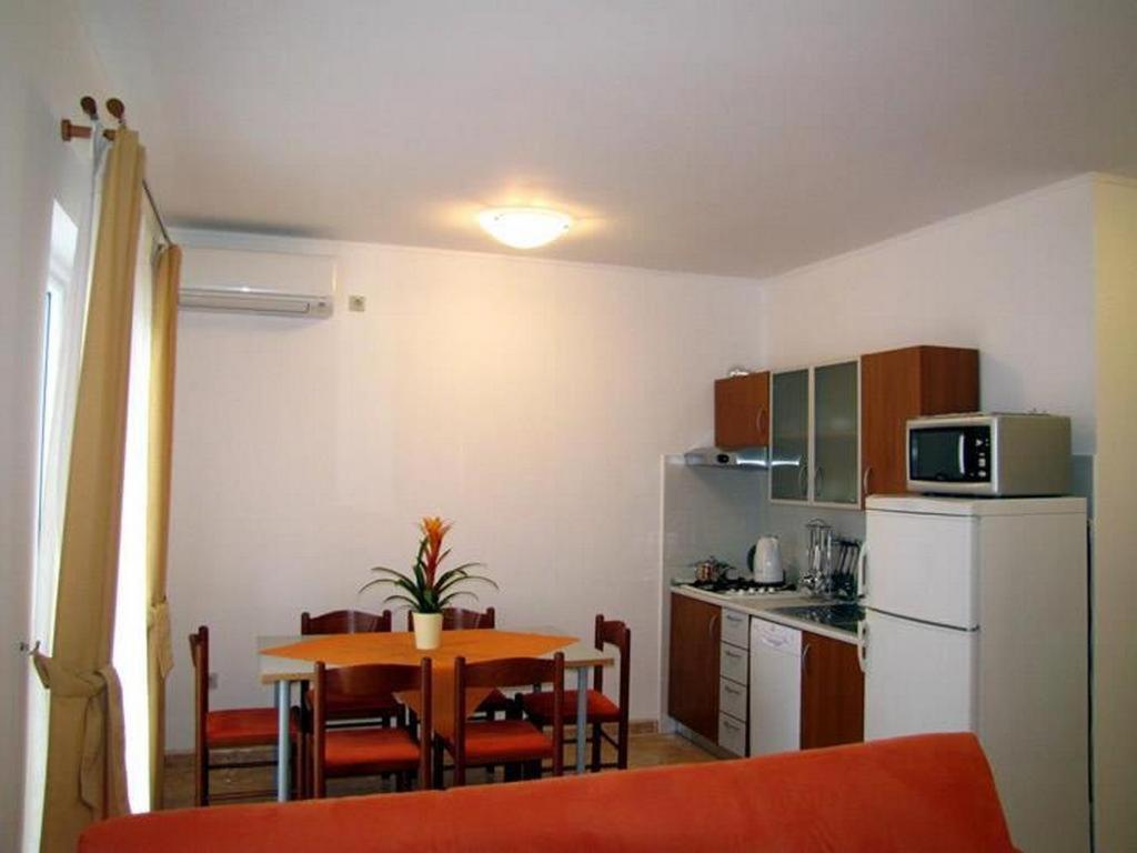 Family Friendly Apartments With A Swimming Pool Nevidjane, Pasman - 18054 Nevidane Exterior photo